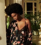 TWXX03_2022X082IMG_06N_RP_POETIQUE_65_4_1_1_N1MRVES