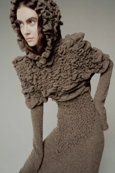 MOME-Fashion-Show-26_designer_Sandor-Bozsoka