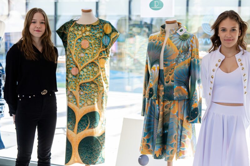 „Ipari forradalmak – Varrógéptől a Robotokig”