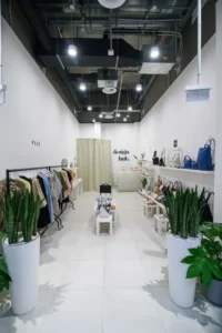 agneskovacs-design-hub-etele-plaza