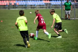 telekom-szoboszlai-dominik-állami-gondozás-2024