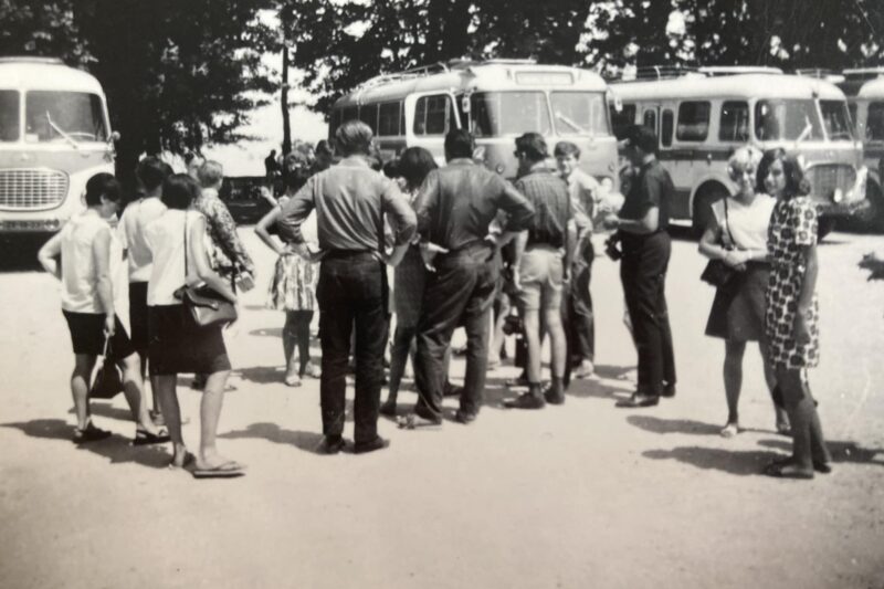 Több mint 50 éves Ikarusokkal lehet utazni a téli hétvégéken Budapesten