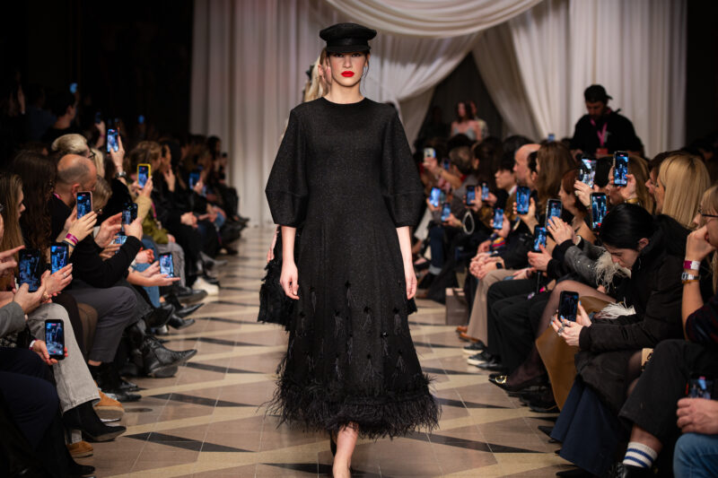 Ellentétek harmóniája – KATTI ZOÓB kollekció a BCEFW kifutóján